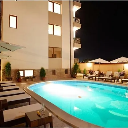 Apartament On Cypress Street