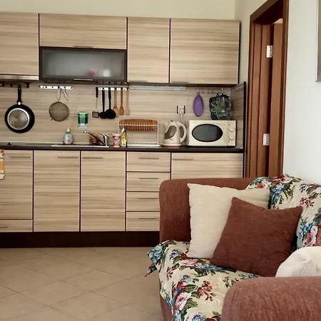 Apartament On Cypress Street Nesebyr